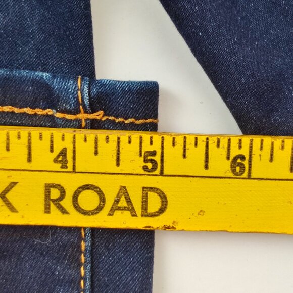 Dollhouse Curvy high-rise jeans stretch dark wash blue women's junior size 9/10 - Picture 14 of 14